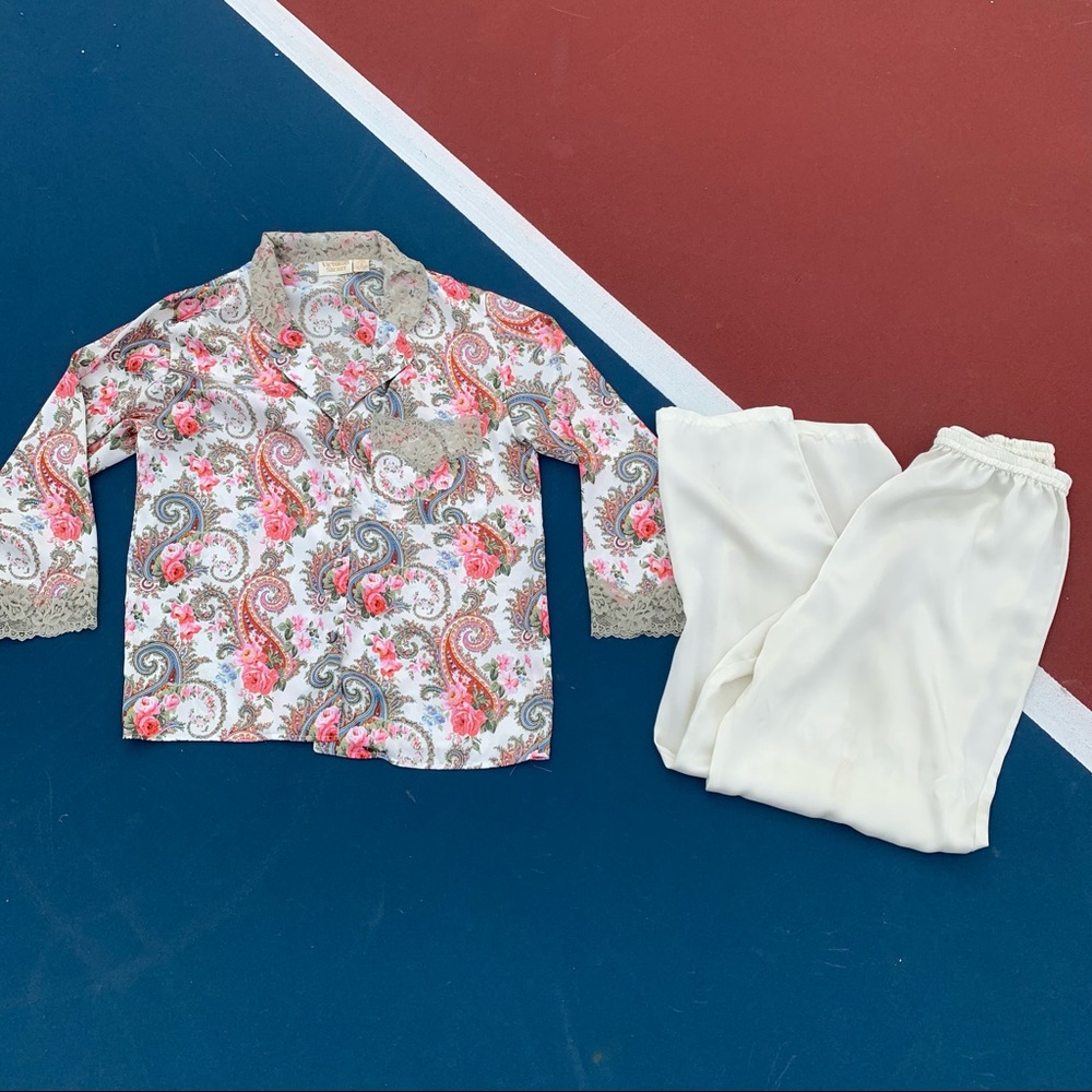 Vintage Victoria’s Secret Gold Label Pajama Set